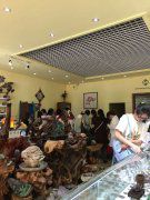 文山学院学生来文山珠宝一条街珠宝欣赏现场课